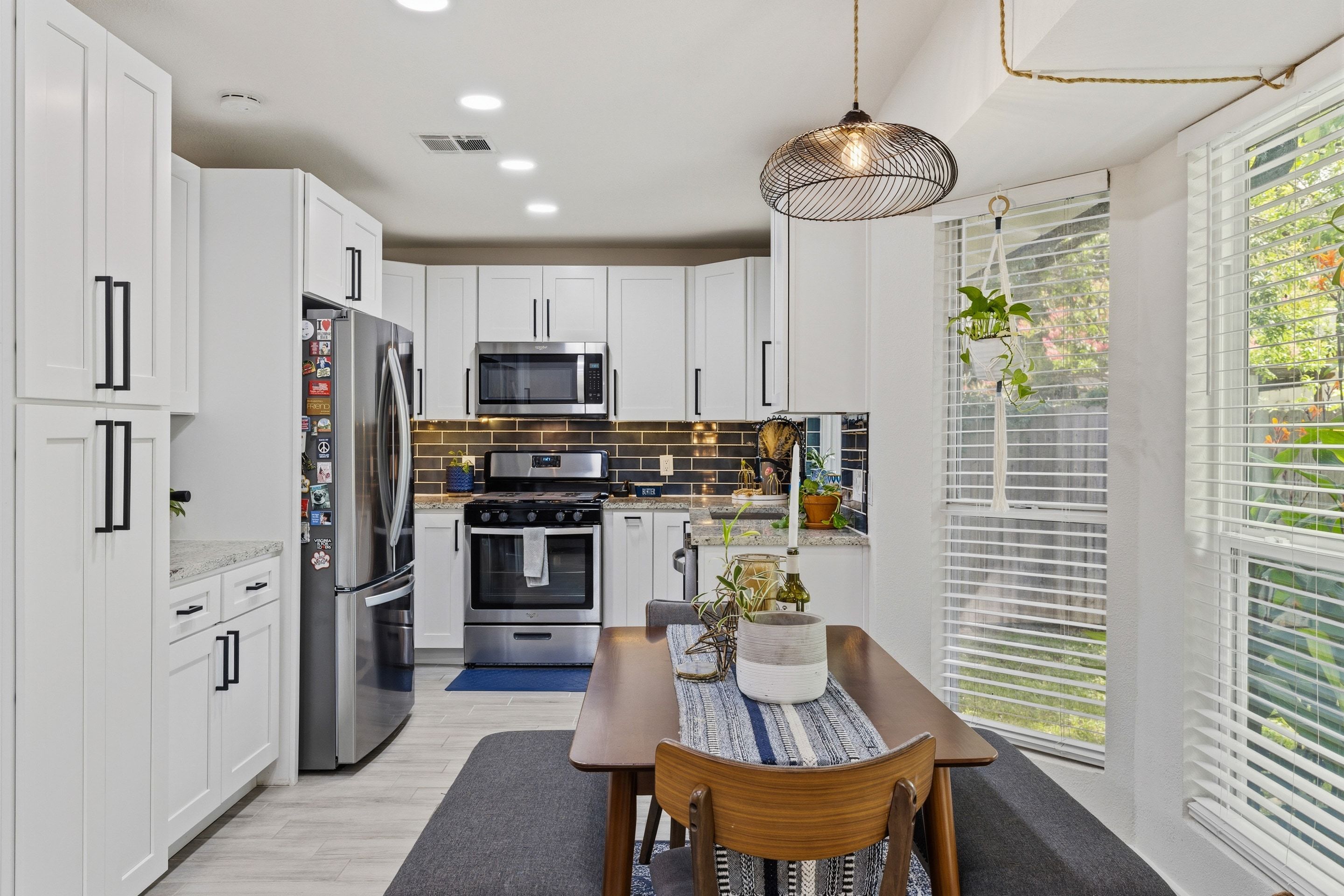 4805 Spring Meadow Cove Austin, TX 78744 - Photo 7 of 26