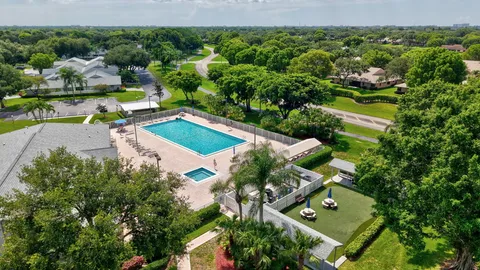 $399,900 | 8621 Jasmine Way, Boca Raton, FL 33496