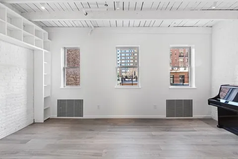 $1,850,000 | 128 West 70th Street, Unit 10 | Upper West Side