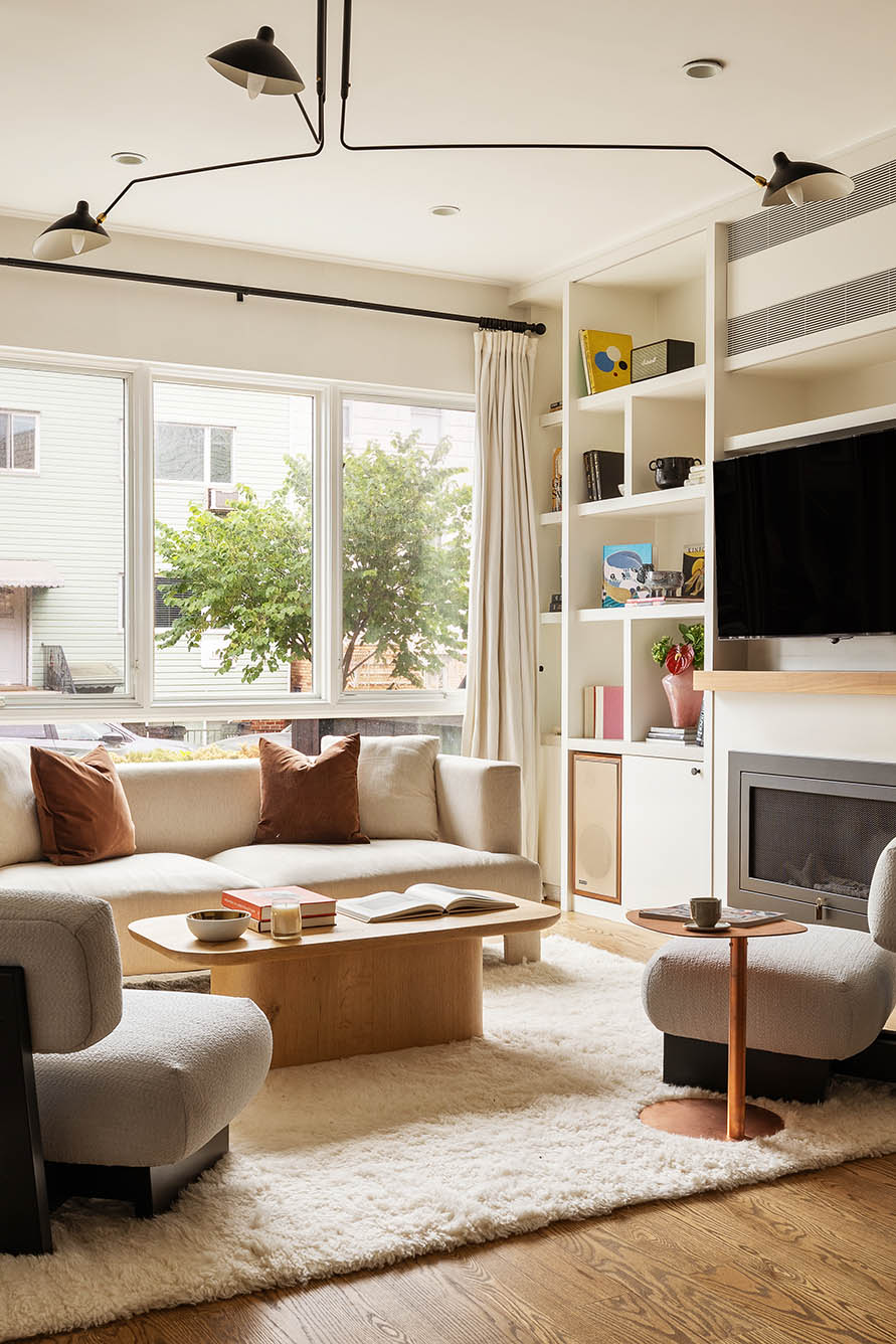 1025 Lorimer Street, Unit PARLOR Brooklyn, NY 11222 - Photo 3 of 21 a living room with furniture and a flat screen tv