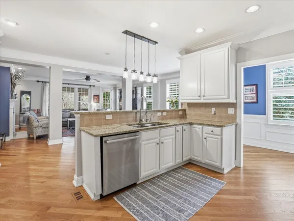 $1,100,000 | 205 Park Bluff Drive, Chapel Hill, NC 27517