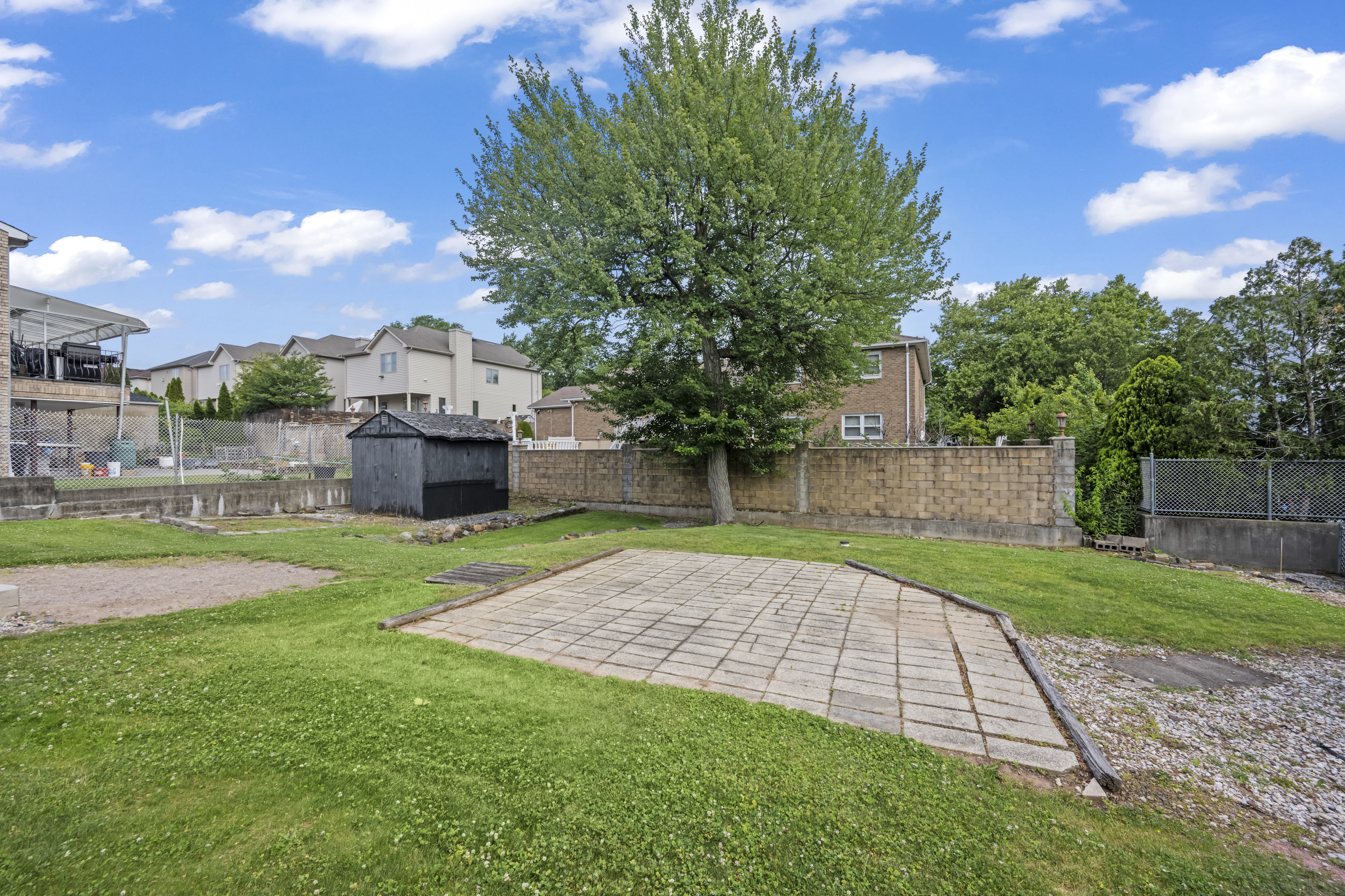 223 Darlington Avenue Staten Island, NY 10312 - Photo 23 of 36