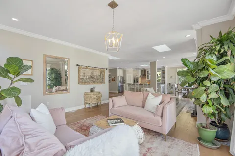 Contact Agent | 141 Sherwood Drive, Westlake Village, CA 91361