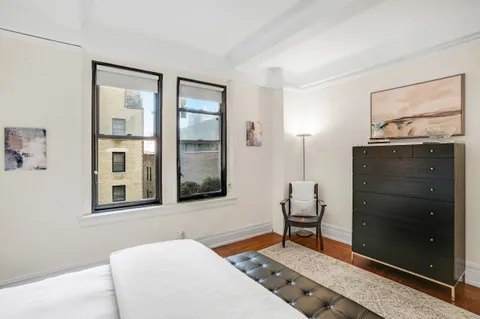 $725,000 | 440 West End Avenue, Unit 8F | Upper West Side
