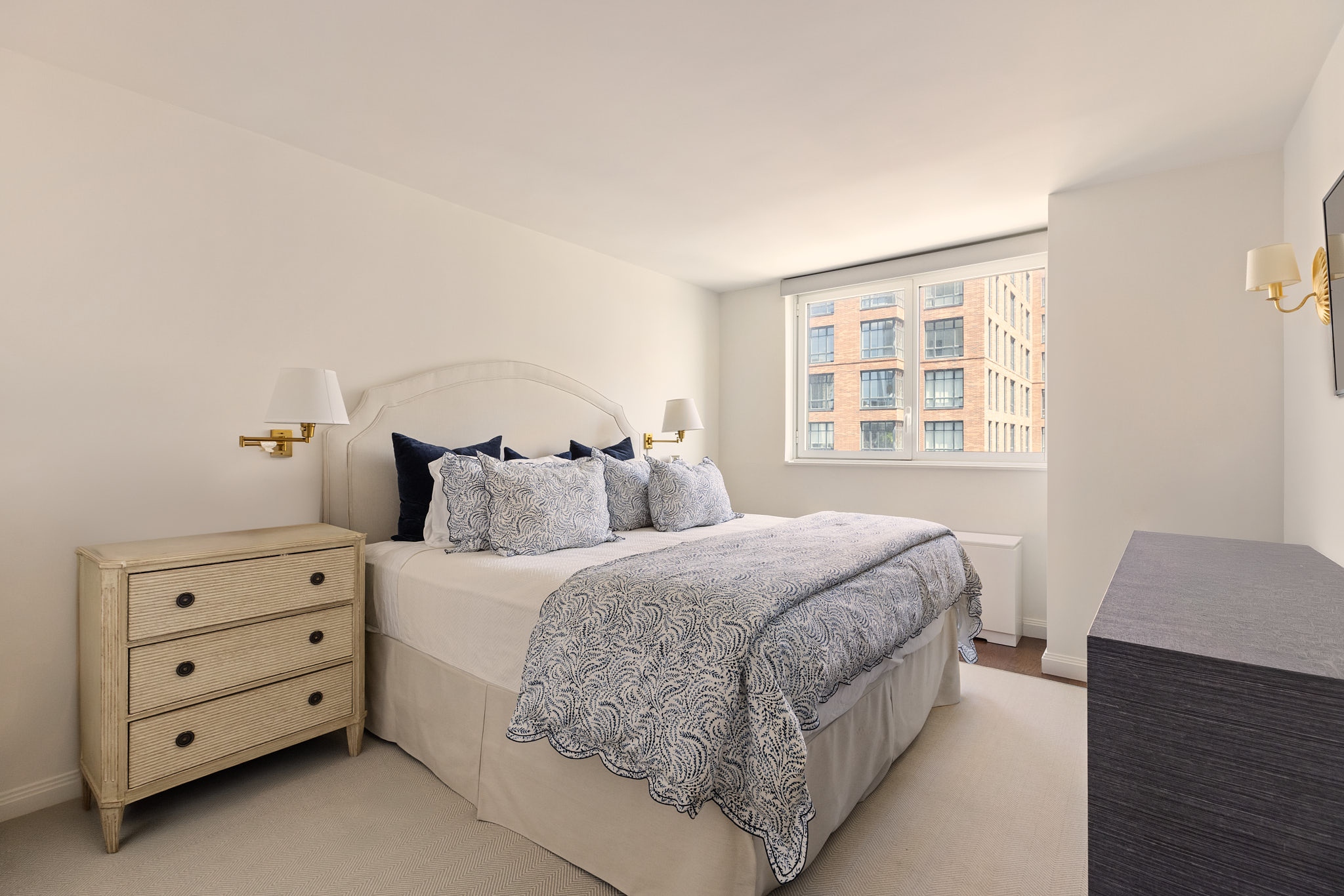 200 East 94th Street, Unit 1917 Manhattan, NY 10128 - Photo 15 of 27