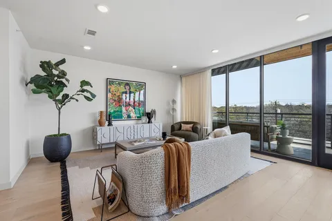 $1,200,000 | 1600 South 1st Street, Unit 410, Austin, TX 78704