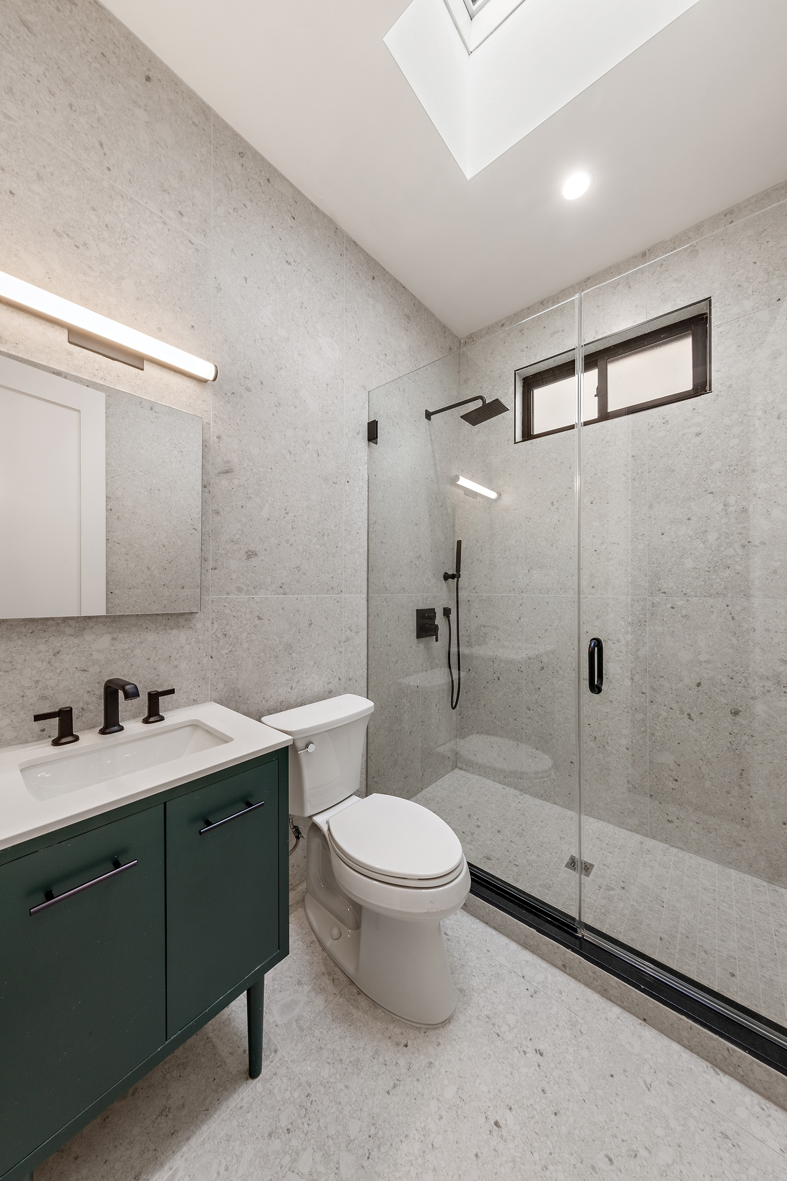 1818 Cornelia Street Queens, NY 11385 - Photo 8 of 10