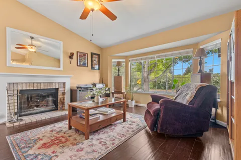 $775,000 | 356 Wilson Lane, Windsor, CA 95492