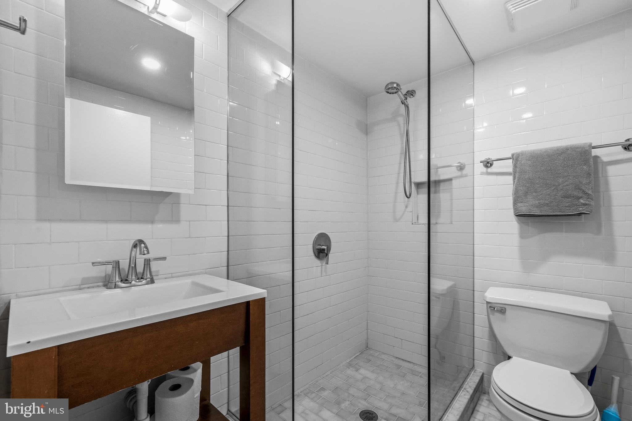 1726 17th Street Northwest, Unit 201 Washington, DC 20009 - Photo 9 of 12
