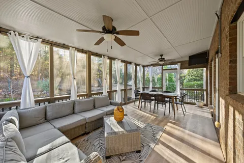 $899,900 | 16532 Flintrock Falls Lane, Charlotte, NC 28278