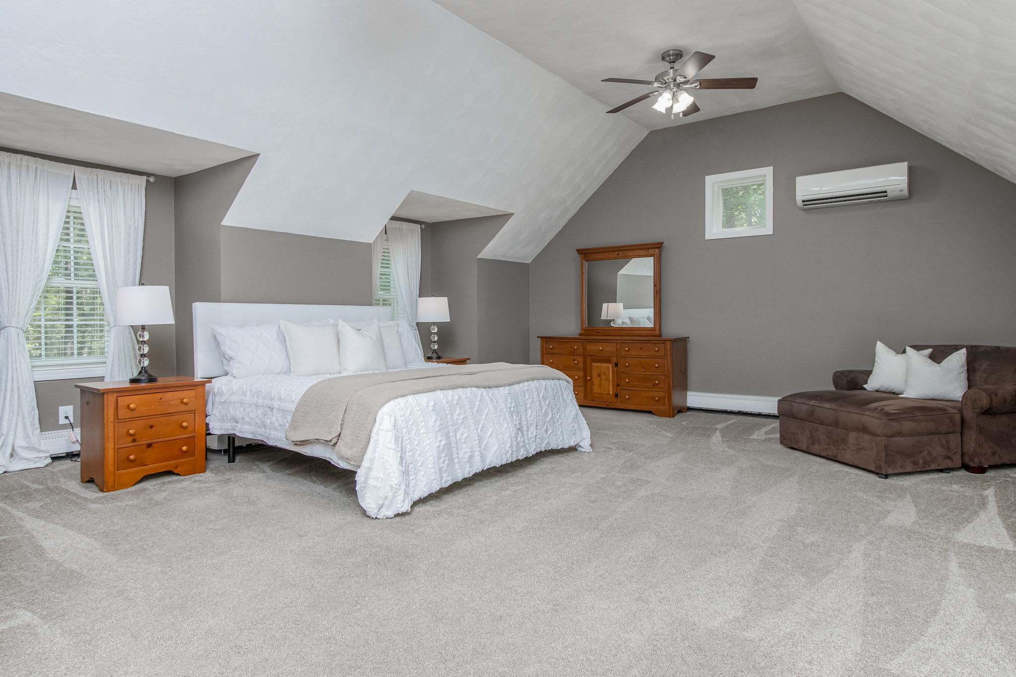 4 Upton Street Dunstable, MA 01827 - Photo 18 of 40