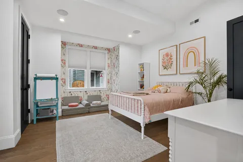 $1,599,000 | 5 Caspian Way, Unit 2, Dorchester, MA 02125