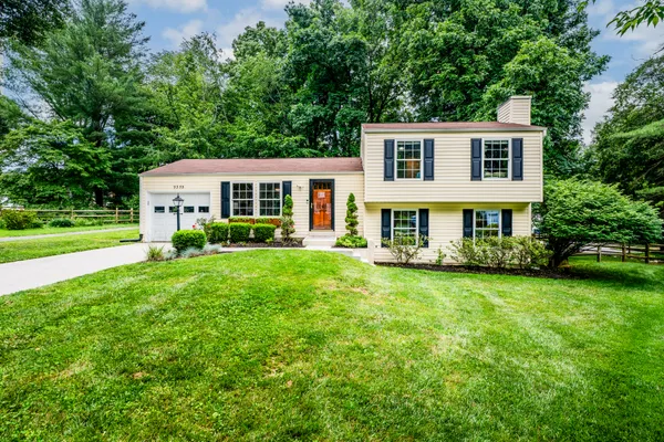 $585,000 | 9359 Gentle Way, Columbia, MD 21045
