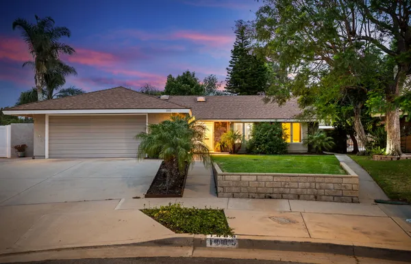 $915,000 | 1983 Tiffany Court, Camarillo, CA 93010