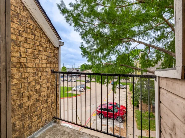 $100,000 | 9809 Walnut Street, Unit 203, Dallas, TX 75243