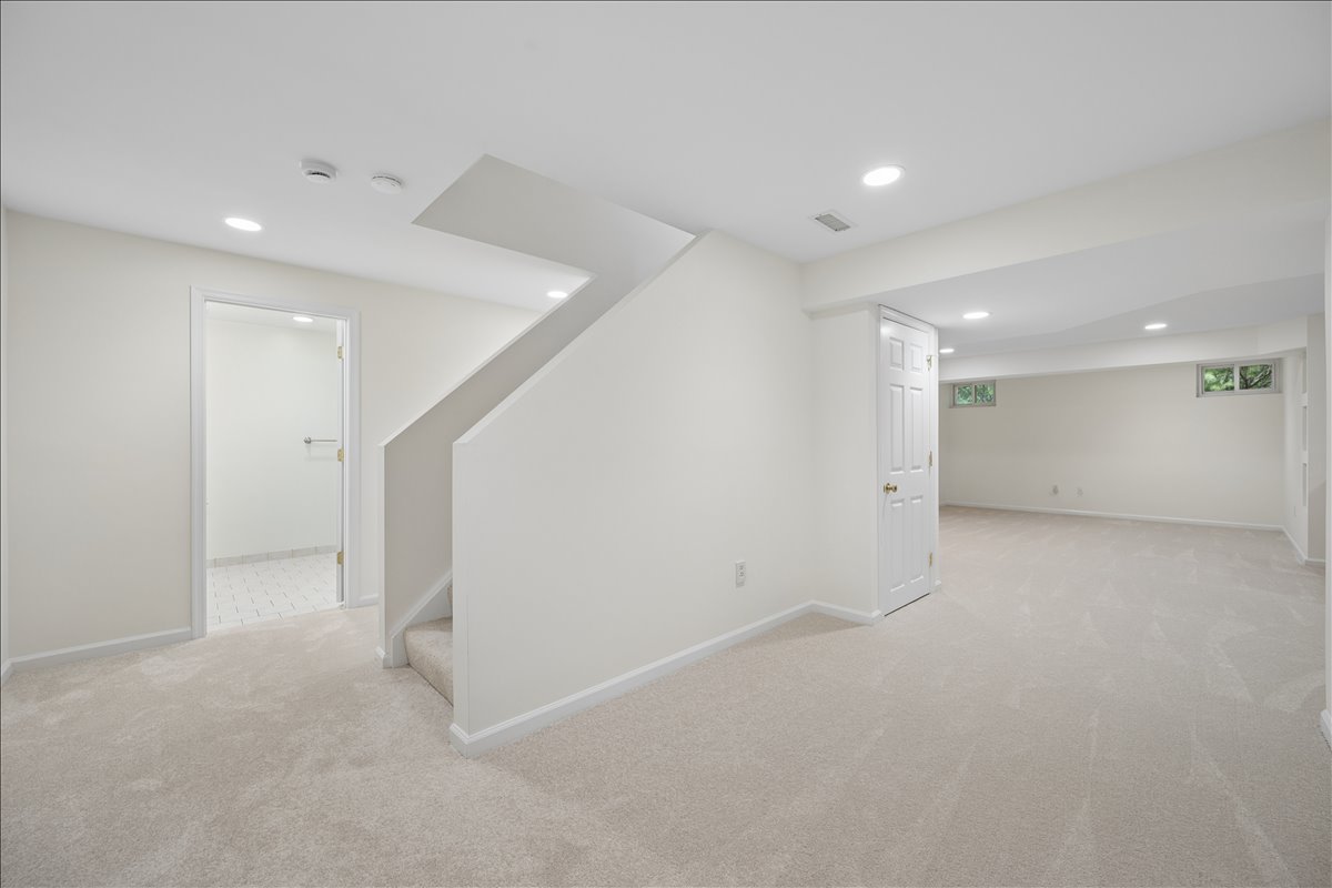 18710 Severn Road Gaithersburg, MD 20879 - Photo 66 of 96