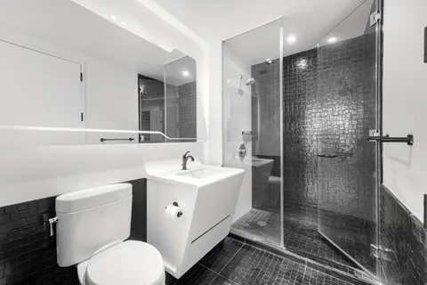 $999,000 | 123 Washington Street, Unit 30B | Financial District