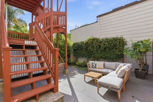 $1,395,000 | 3841 A 24th Street, San Francisco, CA 94114