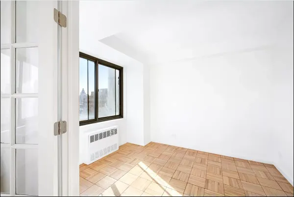 $5,400 | 175 West 12th Street, Unit 17K | West Village