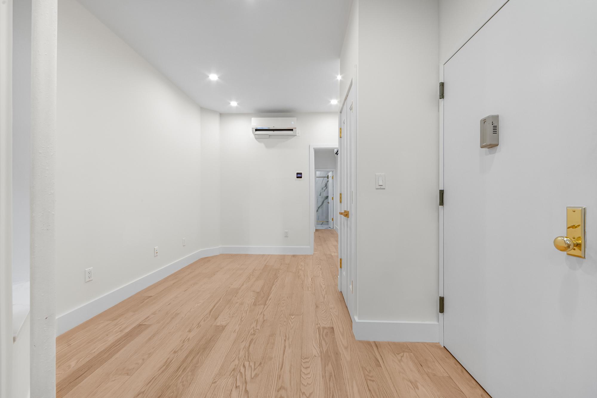 142 Sullivan Street, Unit 9 Manhattan, NY 10012 - Photo 4 of 21