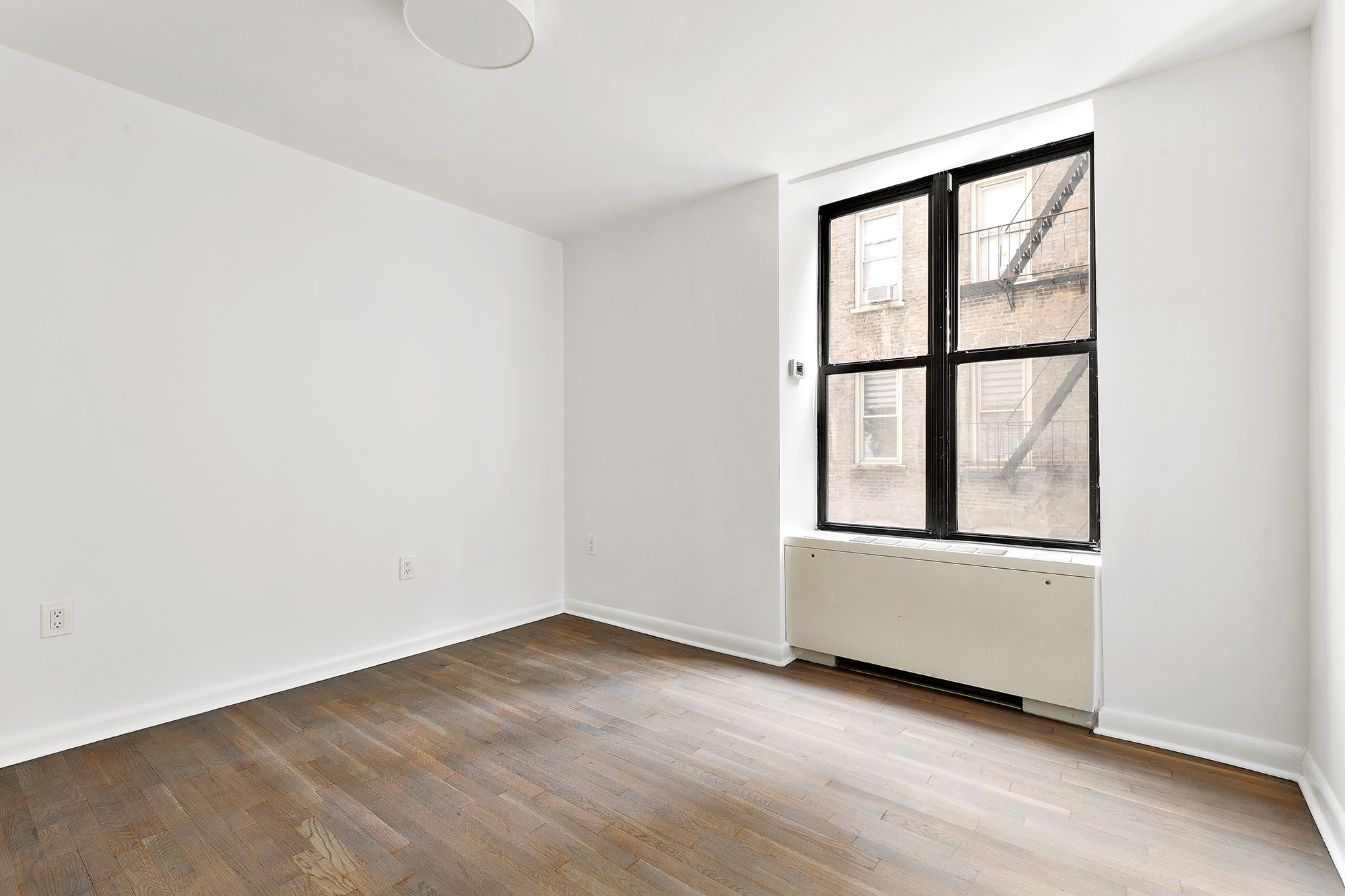 317 West 95th Street, Unit 1C Manhattan, NY 10025 - Photo 3 of 9