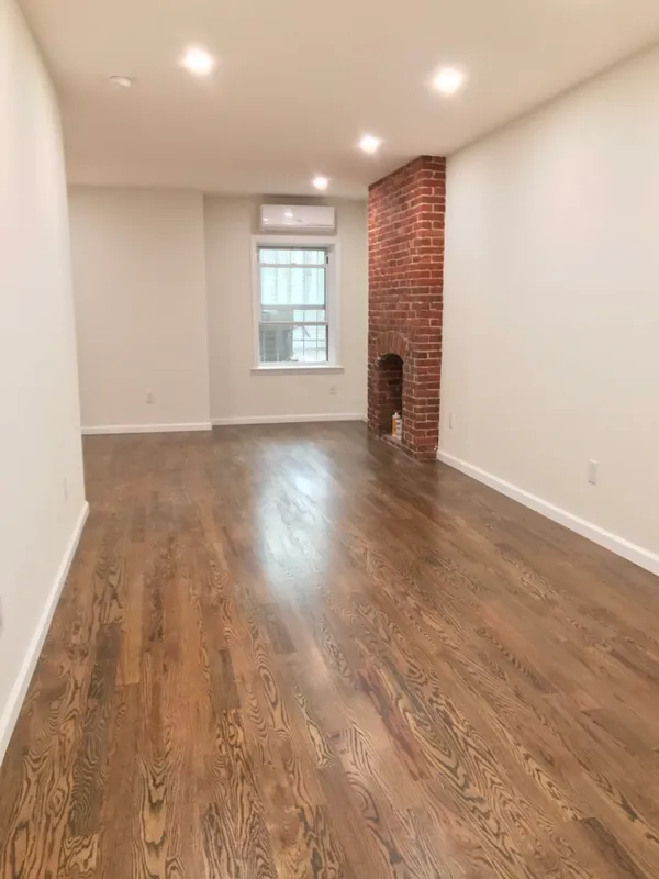 $2,100 | 5603 5th Avenue, Unit 2 | Sunset Park