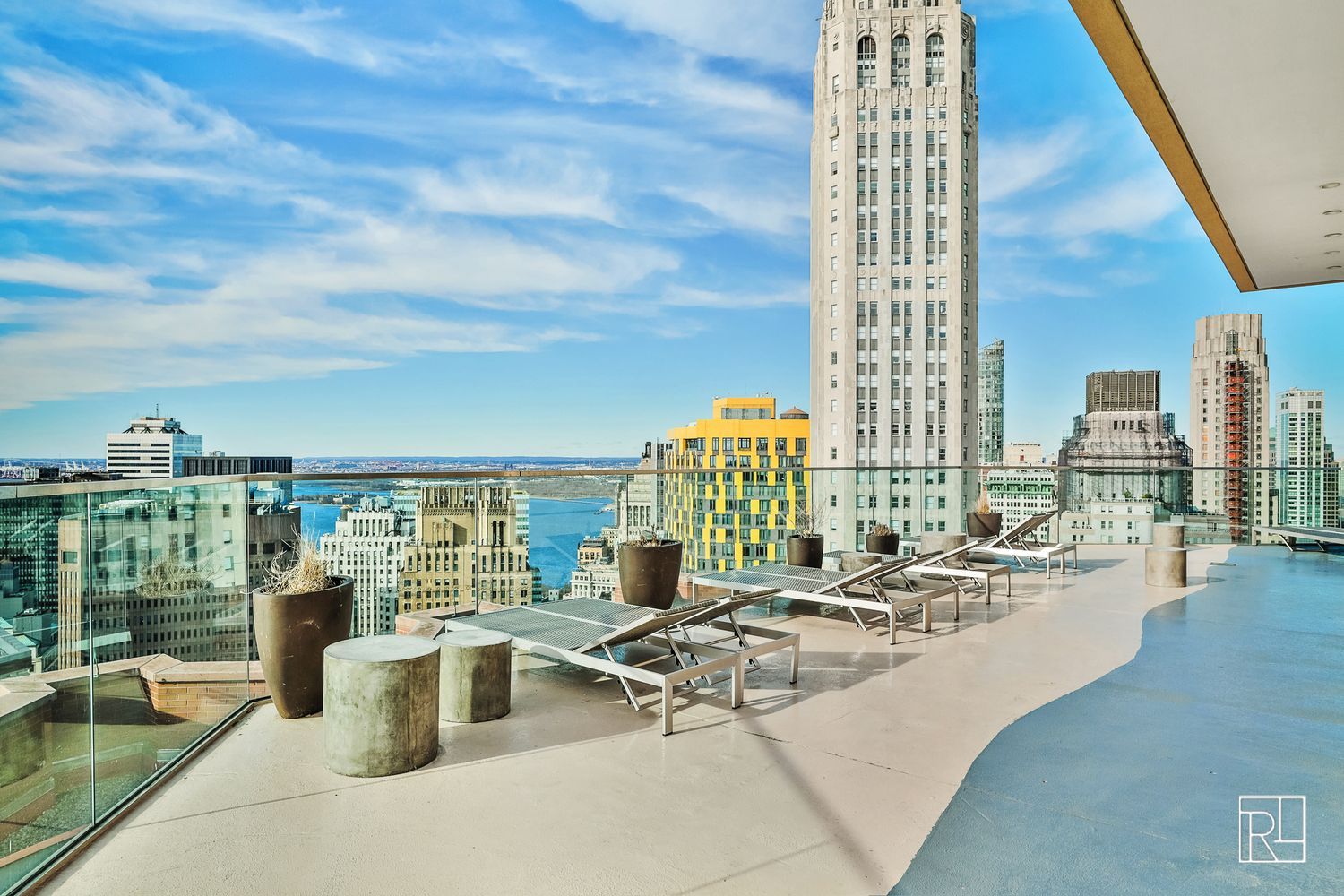 75 Wall Street, Unit 28D Manhattan, NY 10005 - Photo 28 of 35