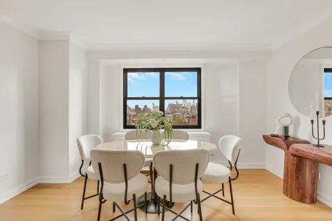 $3,495,000 | 31 Jane Street, Unit 10FG | West Village