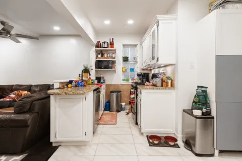 $3,995,000 | 322 West 104th Street | Upper West Side