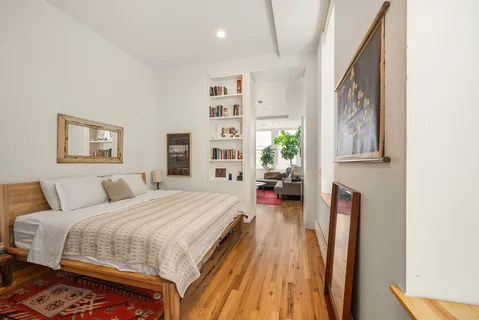 $1,695,000 | 175 East Broadway, Unit 4C | Two Bridges