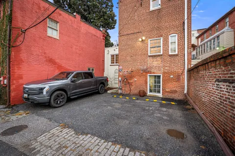Contact Agent | 16 West Read Street, Baltimore, MD 21201