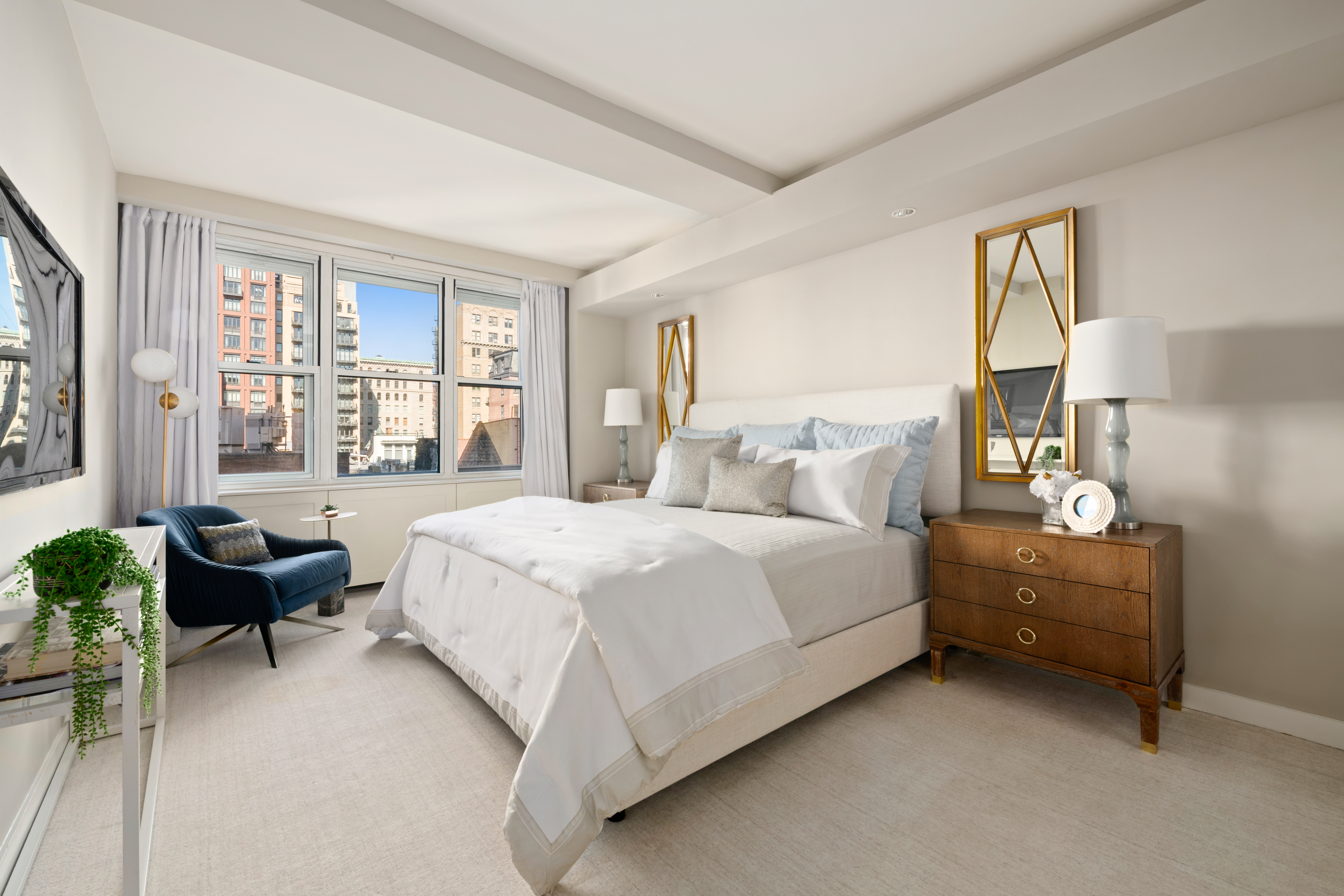 336 West End Avenue, Unit 7CD Manhattan, NY 10023 - Photo 6 of 16 a bedroom with a bed and a couch