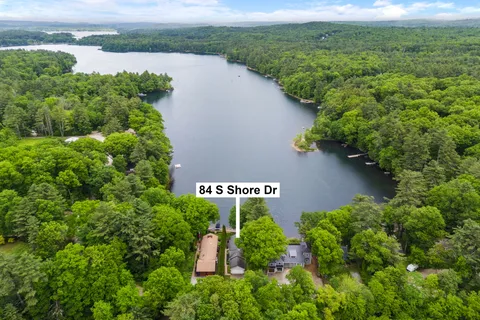 Contact Agent | 84 South Shore Drive, Sturbridge, MA 01566