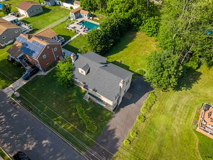 $410,000 | 634 Hutchinson Terrace, Holmes, PA 19043