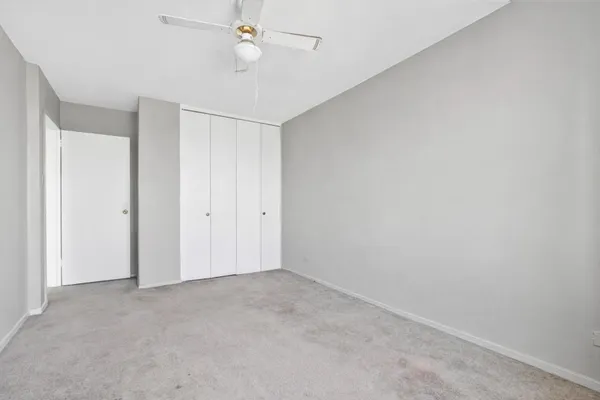 $899,000 | 370 Ocean Parkway, Unit 8H | Kensington