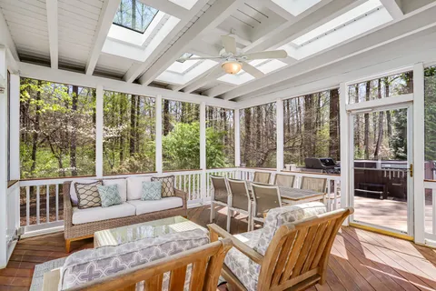 $1,275,000 | 15816 Thistlebridge Drive, Rockville, MD 20853