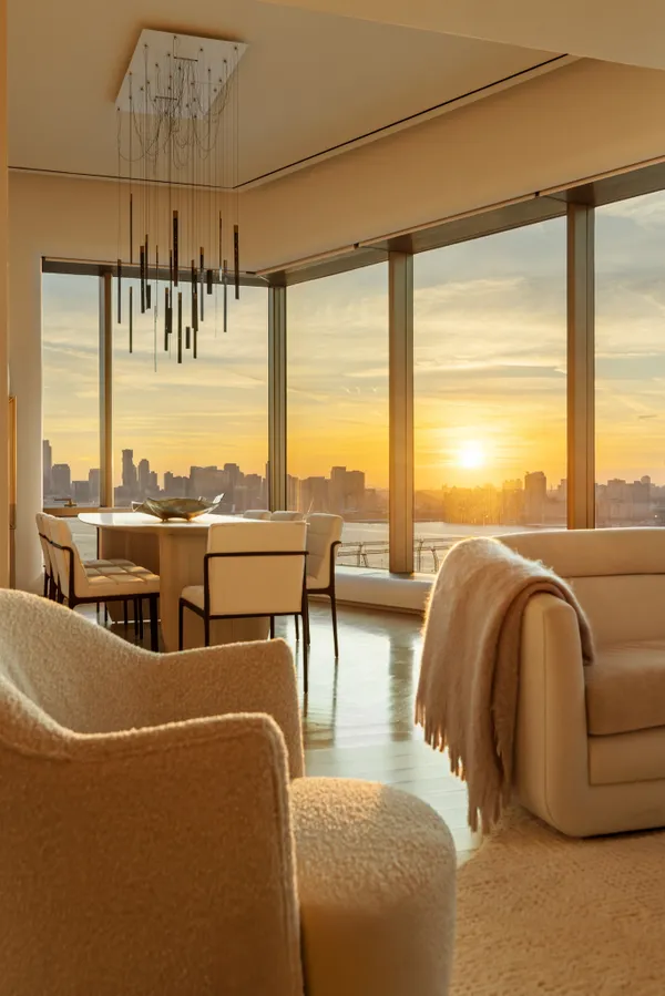$27,500,000 | 551 West 21st Street, Unit PH19 | Chelsea