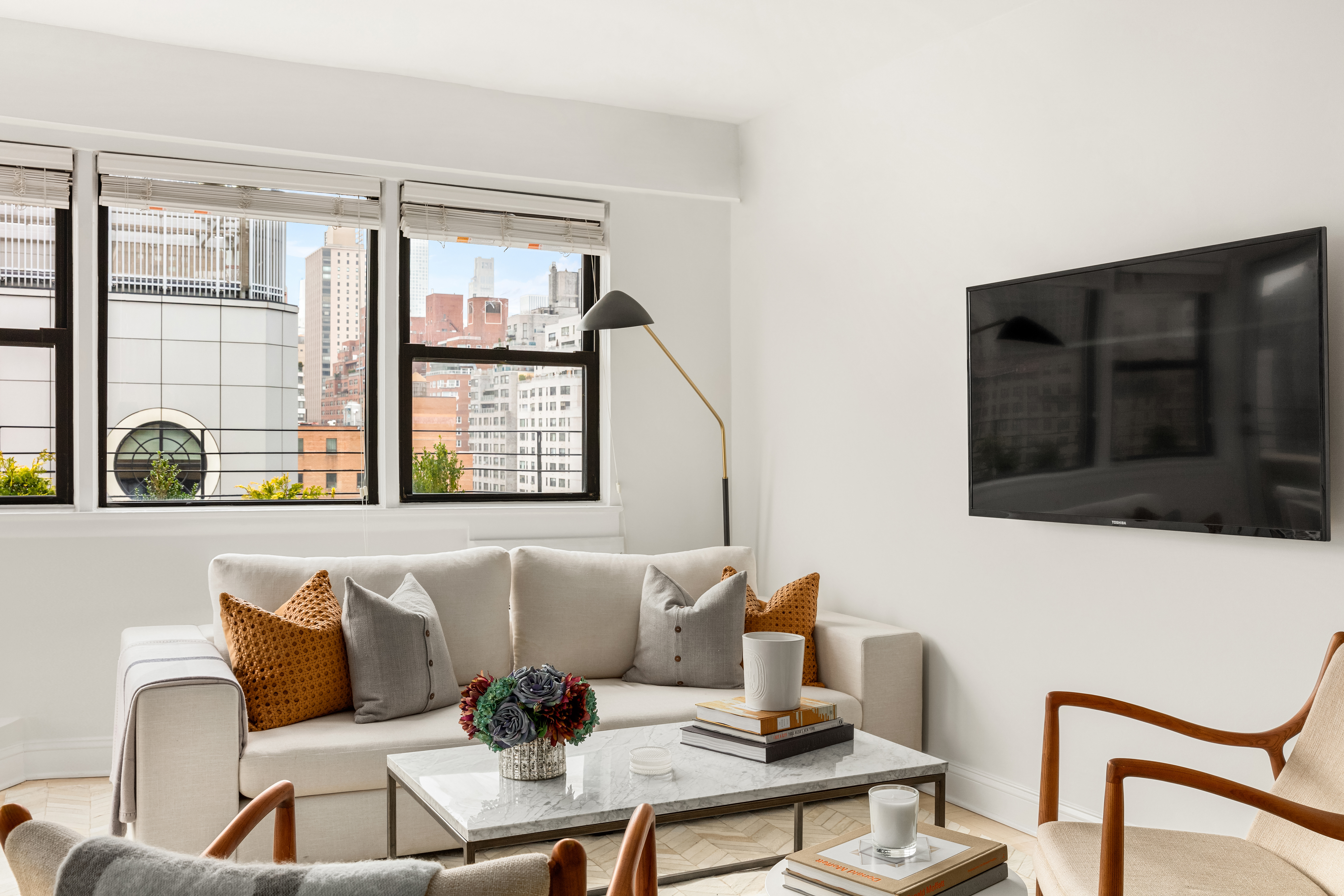 205 East 77th Street, Unit PHA Manhattan, NY 10075 - Photo 5 of 14