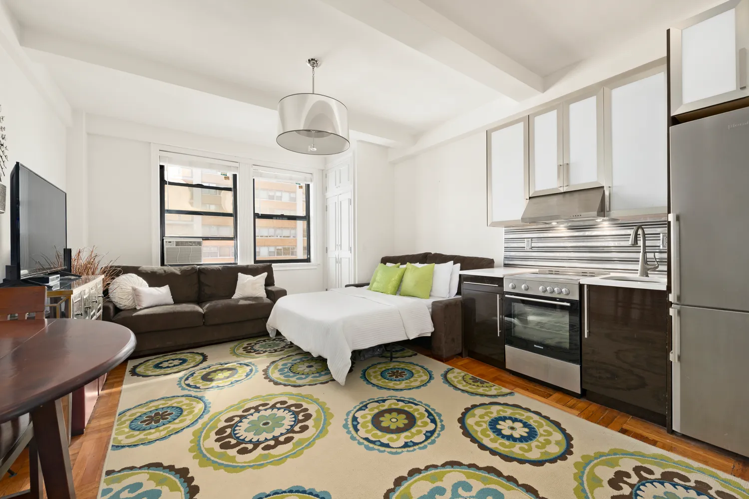 $550,000 | 20 West 72nd Street, Unit 1600 | Upper West Side