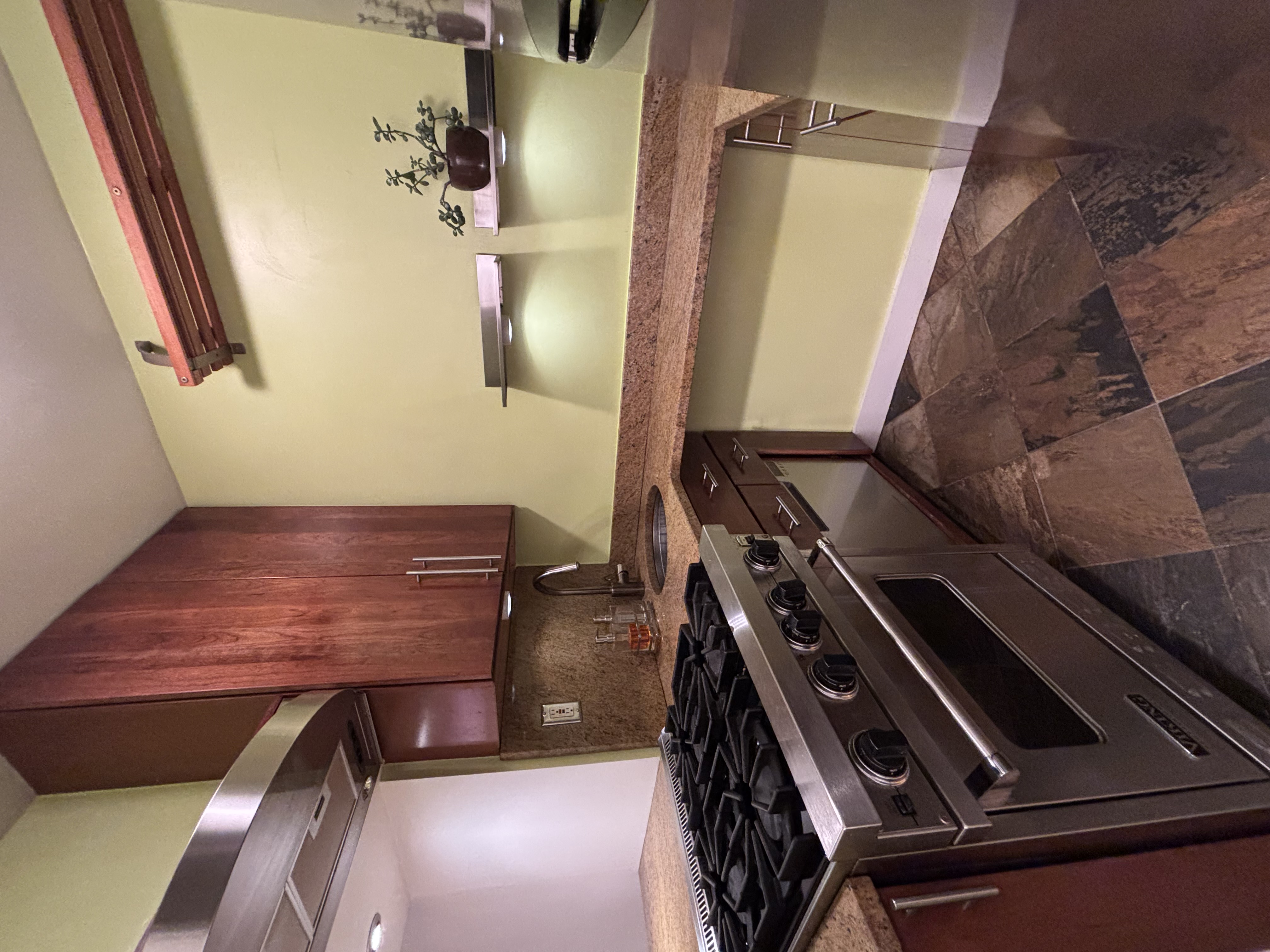 31 Jane Street, Unit 2CD Manhattan, NY 10014 - Photo 5 of 18