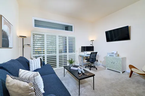 $985,000 | 11037 Caminito Vista Pacifica, San Diego, CA 92131