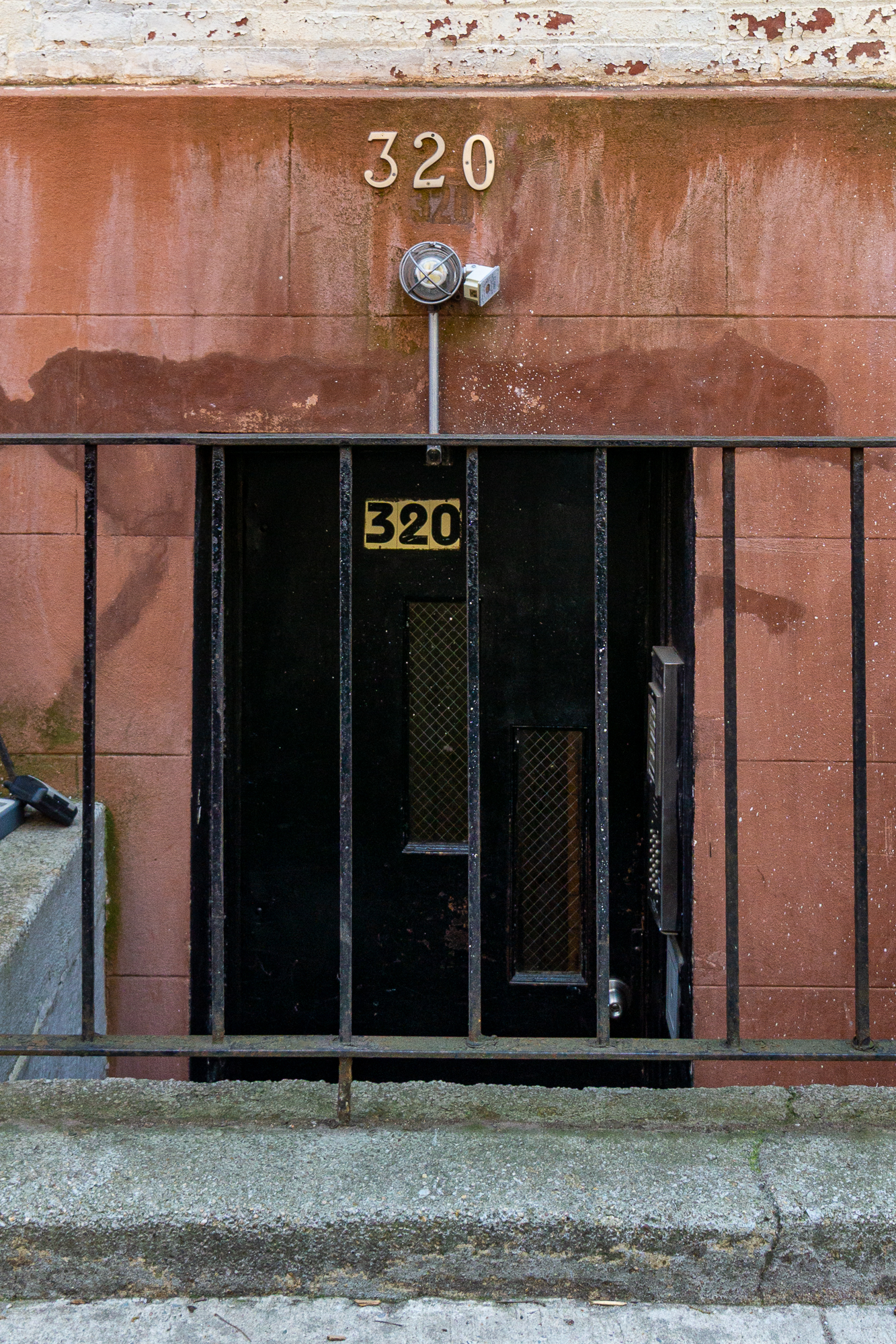 320 West 20th Street, Unit 9 Manhattan, NY 10011 - Photo 7 of 13 a view of a brick building