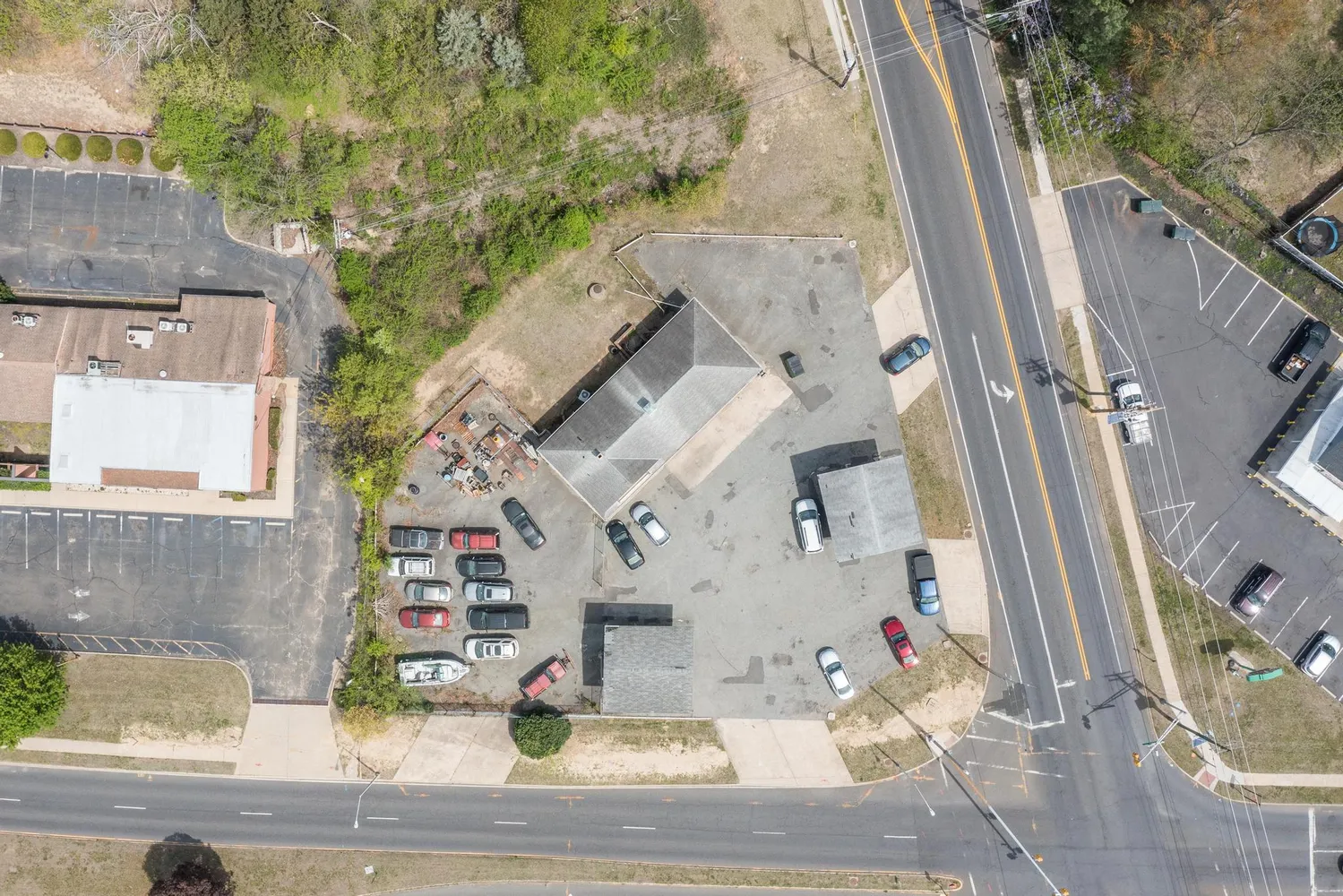 an aerial view of multiple house