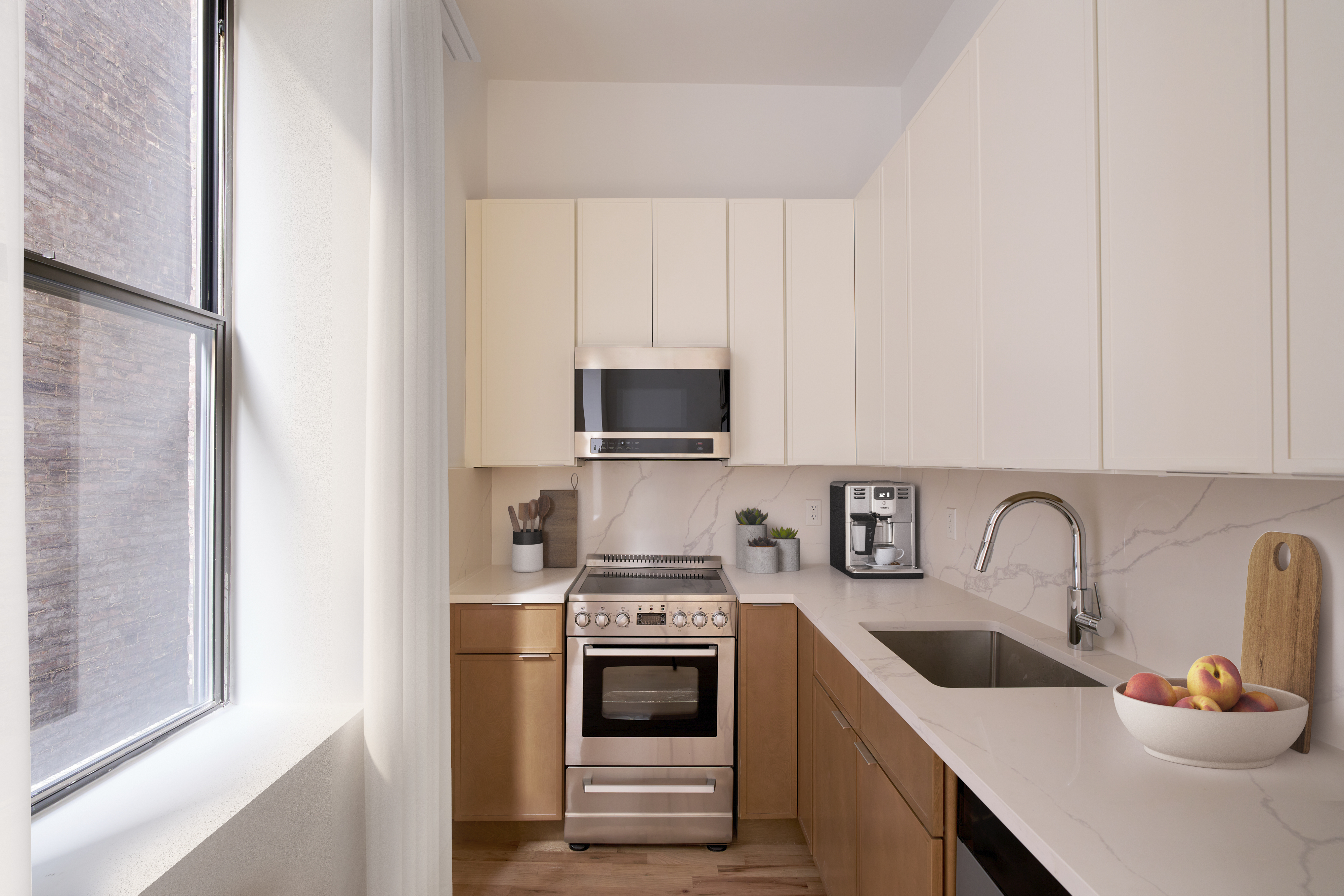 310 West 80th Street, Unit 2F Manhattan, NY 10024 - Photo 3 of 7