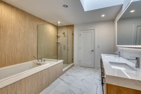 $4,650,000 | 23 Fairway Drive, East Hampton, NY 11937