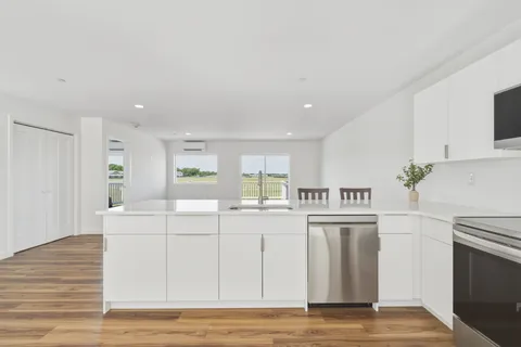 $519,999 | 93 Corsair Drive, Millville, NJ 08332