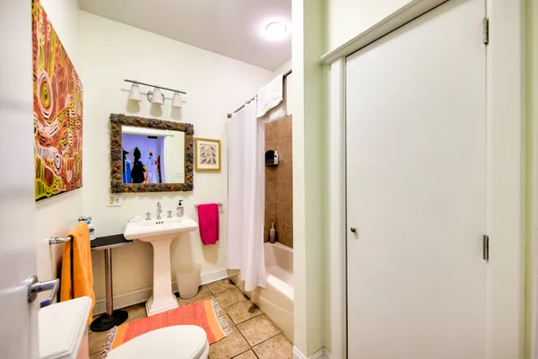 $1,600,000 | 915-17 South 7th Street, Philadelphia, PA 19147