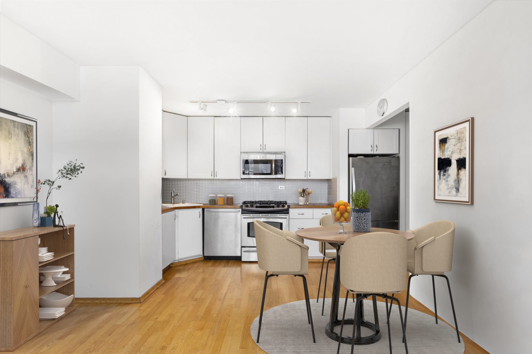 301 West 110th Street, Unit 7M Manhattan, NY 10026 - Photo 2 of 8