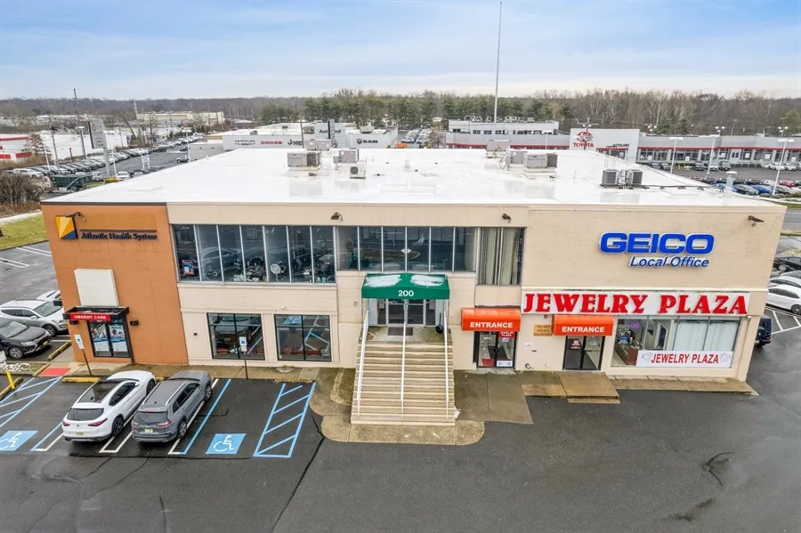 $11,136 | 200 Highway 22, Springfield, NJ 07081