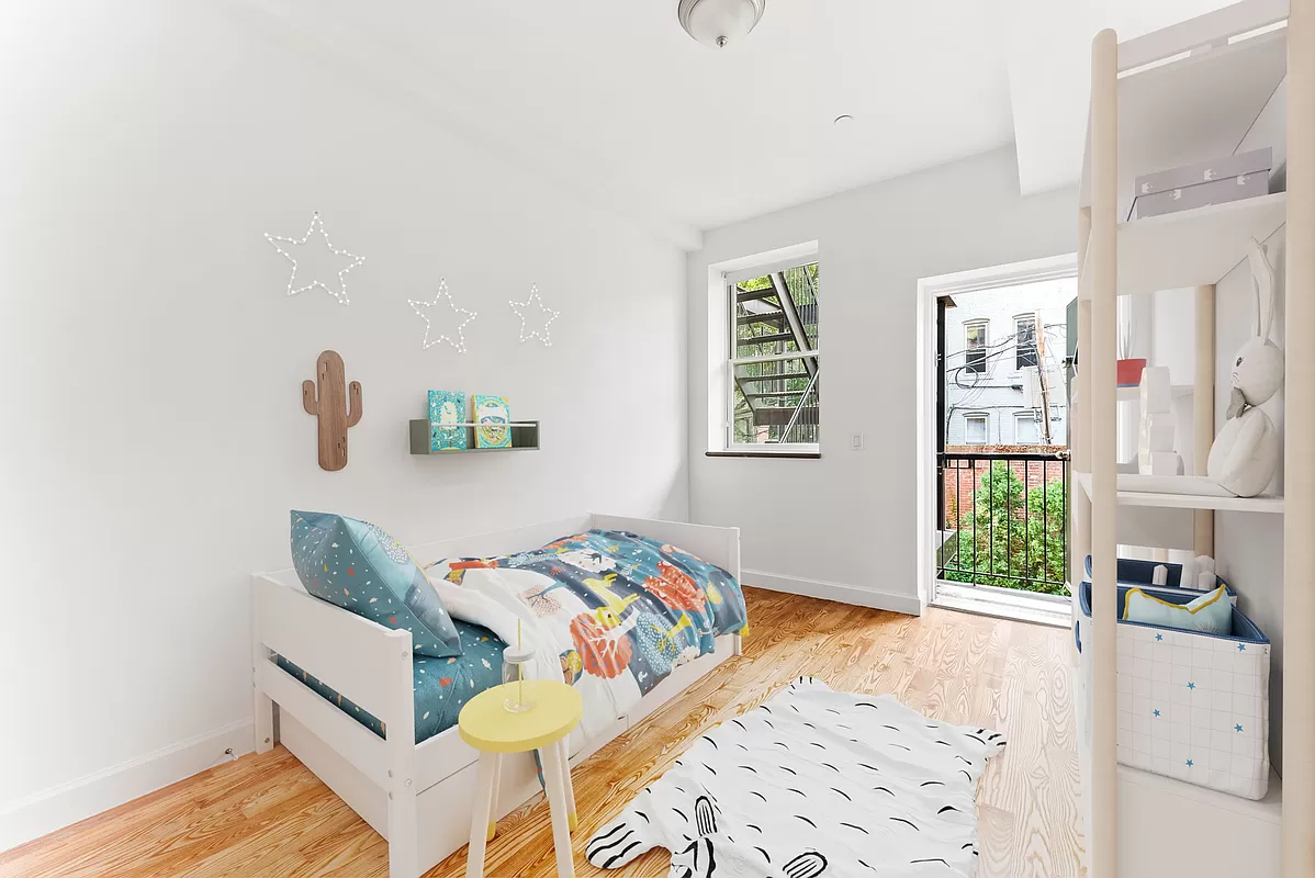 372 15th Street, Unit 2A Brooklyn, NY 11215 - Photo 9 of 12